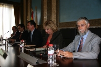 Francisco Prez Gimnez, en primer trmino, antes de la conferencia