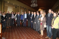 Foto de familia de asistentes al primer encuentro Universidad-Colegios Profesionales