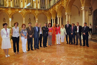 La vicepresidenta Fernndez de la Vega inaugura en la Diputacin la VI Escuela de Verano de Mujeres