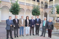 Autoridades en la inauguracin de la actividad 'Las voces de la experiencia'