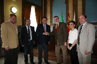 La Universidad renueva su acuerdo de colaboracin con el Gran Teatro