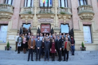 profesores y alumnos del Union College, la vicerrectora de Relaciones Internacionales, el director de la Oficina de Relaciones Internacionales; el decano de la Facultad de Filosofa y Letras; el coordinador del Programa; la representante de los alumnos que intervienen como mentores