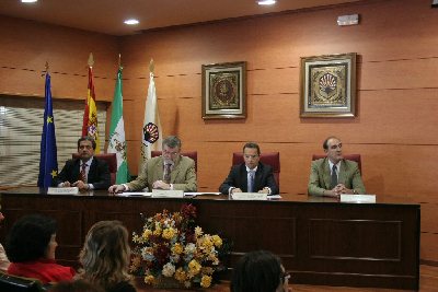 La Facultad de Ciencias de la Educacin incorporar criterios medioambientales a todas sus actividades.